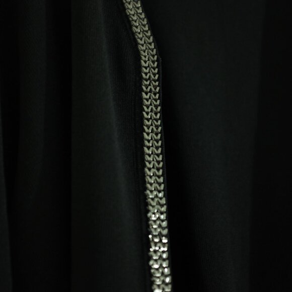 COPY - Elegant Kaydee Brand Black Top two pieces with Silver Trim size XL - Picture 6 of 11